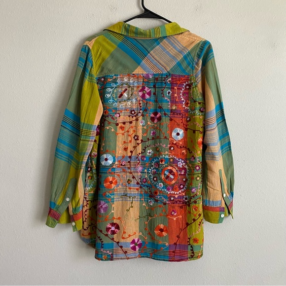 Soft Surroundings Plaid Embroidered Shirt Button Up Floral Blouse Size PS - Picture 3 of 7